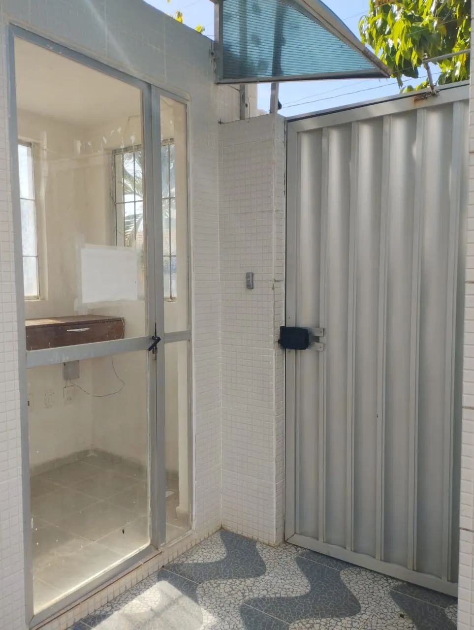 Apartamento a Venda Praia do Poço, 48m² 2 Quartos, 1 WC social, Varanda, 3º Andar. - Foto 4