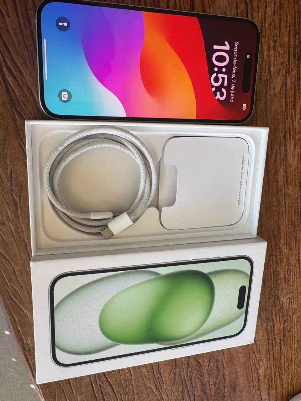 iPhone 15 - 256GB - Verde - Impecável