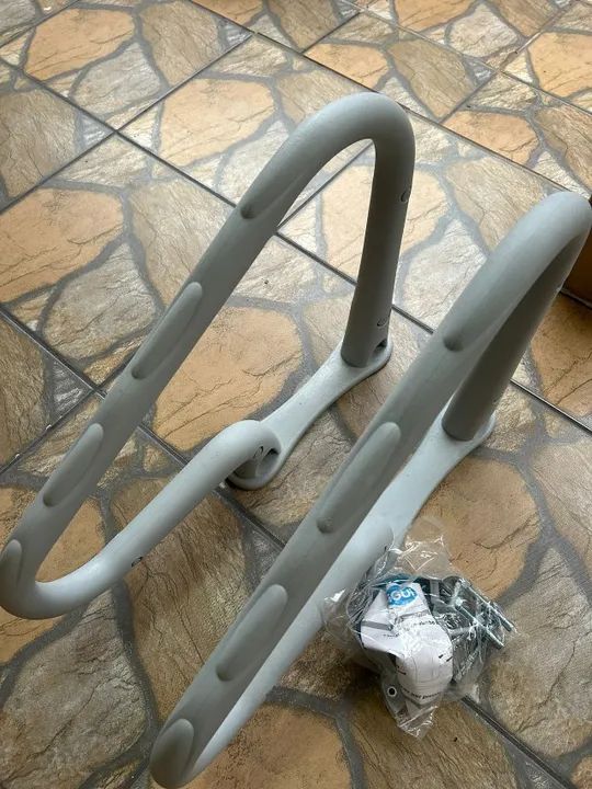 Corrimão para piscina - IGUI