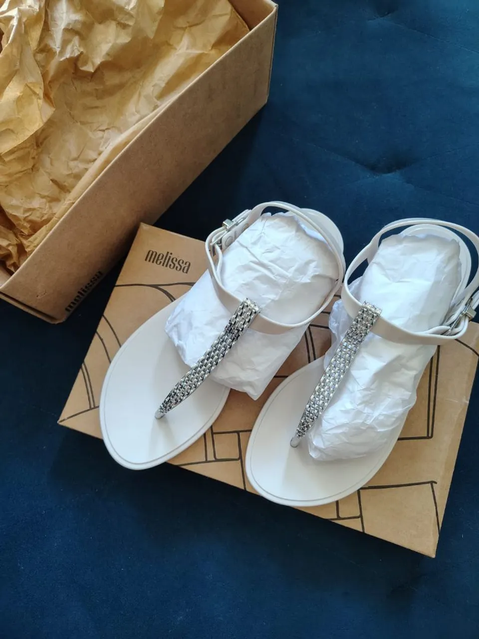 Sandália Melissa com Detalhes em Strass