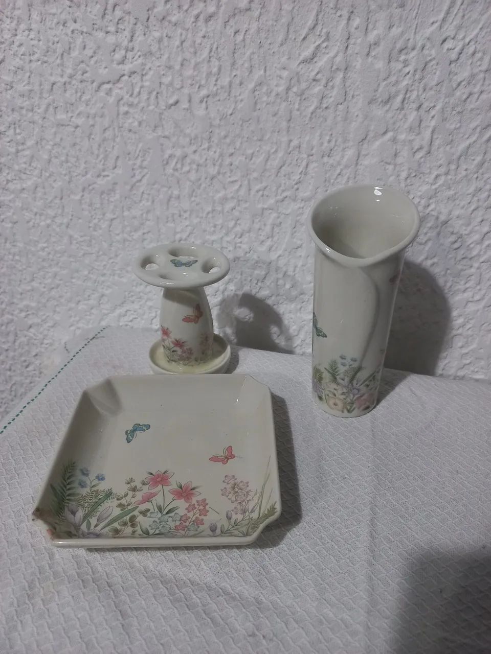 Conjunto de porcelana japonesa vintage com tema floral e borboletas shibata