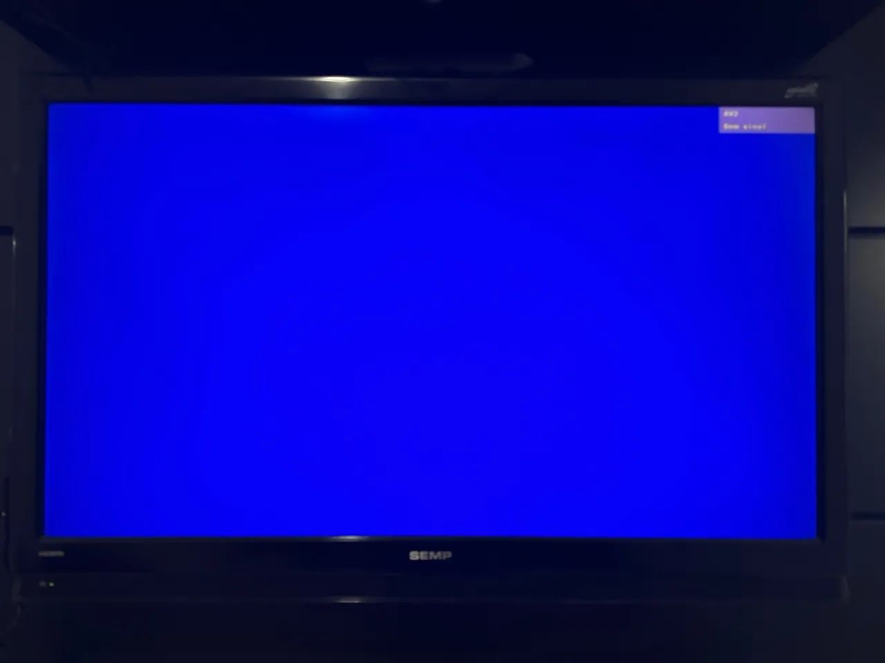 TV Semp Infinity em perfeito estado com contrile original. - Foto 3