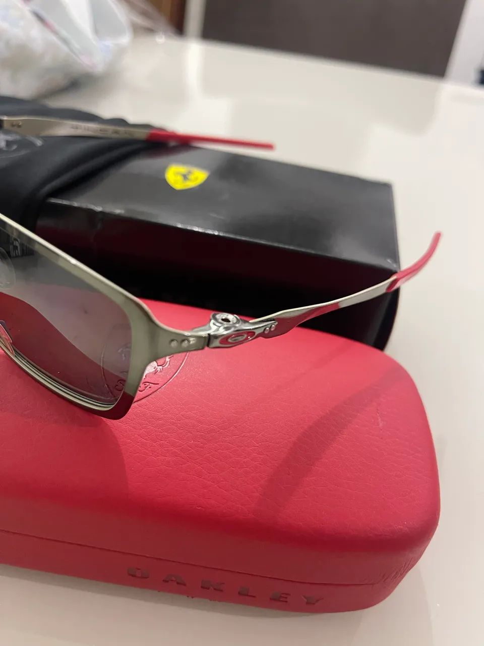 Oakley Tincan Scuderia Ferrari - Foto 4
