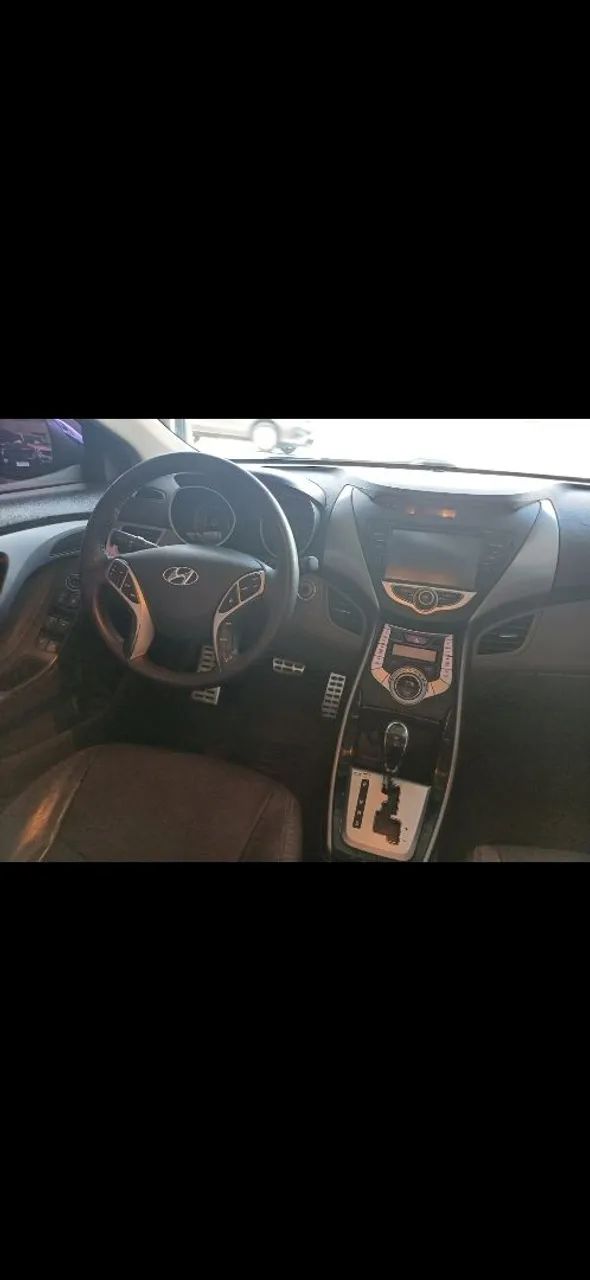 Hyundai Elantra GLS 1.8 Automático com Teto Solar - Foto 4