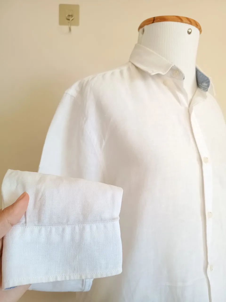 Camisa Zara de linho branca manga comprida - Foto 4
