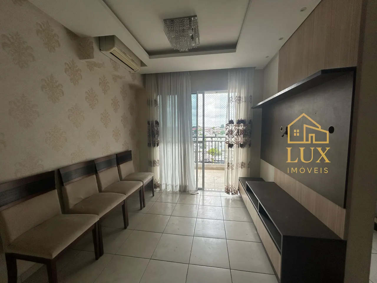 Apartamento no Flex Tapajós, 2 dormitórios semi mobiliado
