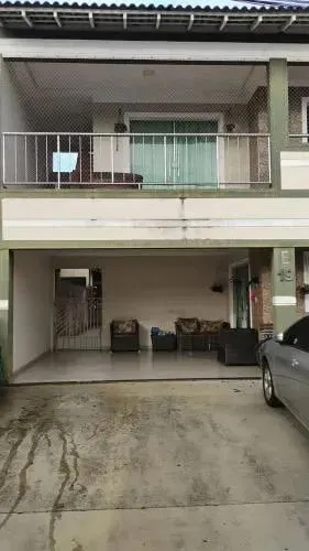 Casa no Jardim Espanha com quartos sendo 3 suítes - Tapanã, Belém - PA