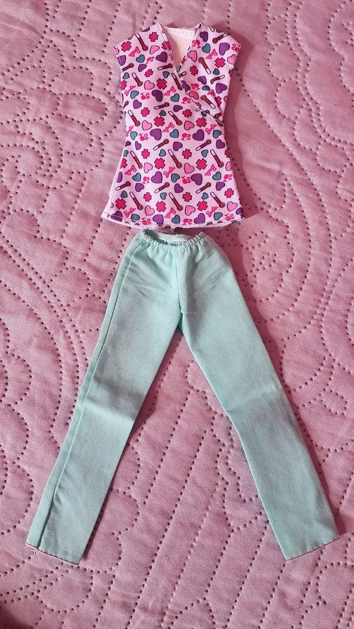Roupa de enfermeira para boneca barbie  - Foto 3