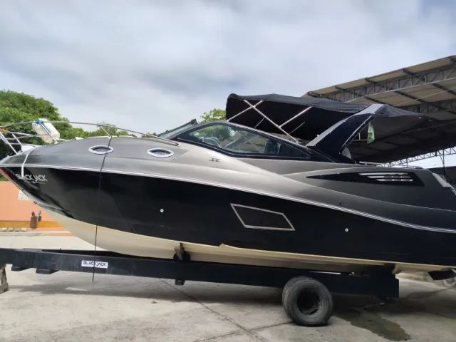Focker 310GT 2011 - Alongada 33 Pés - Mercruiser V8 8.2 430HP - 400h + BOTE APOIO C MOTOR - Foto 14