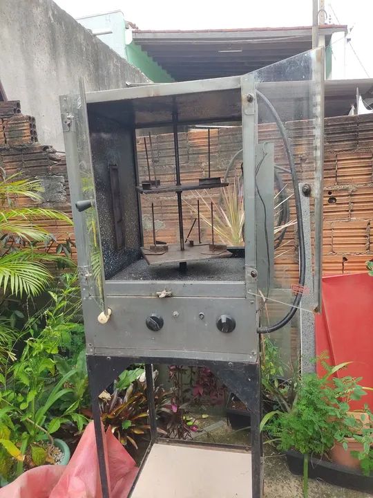 Máquina de assar frango costela e outros tipos de assados 