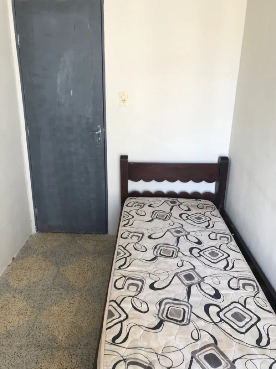 Quarto para rapazes na Boa Vista