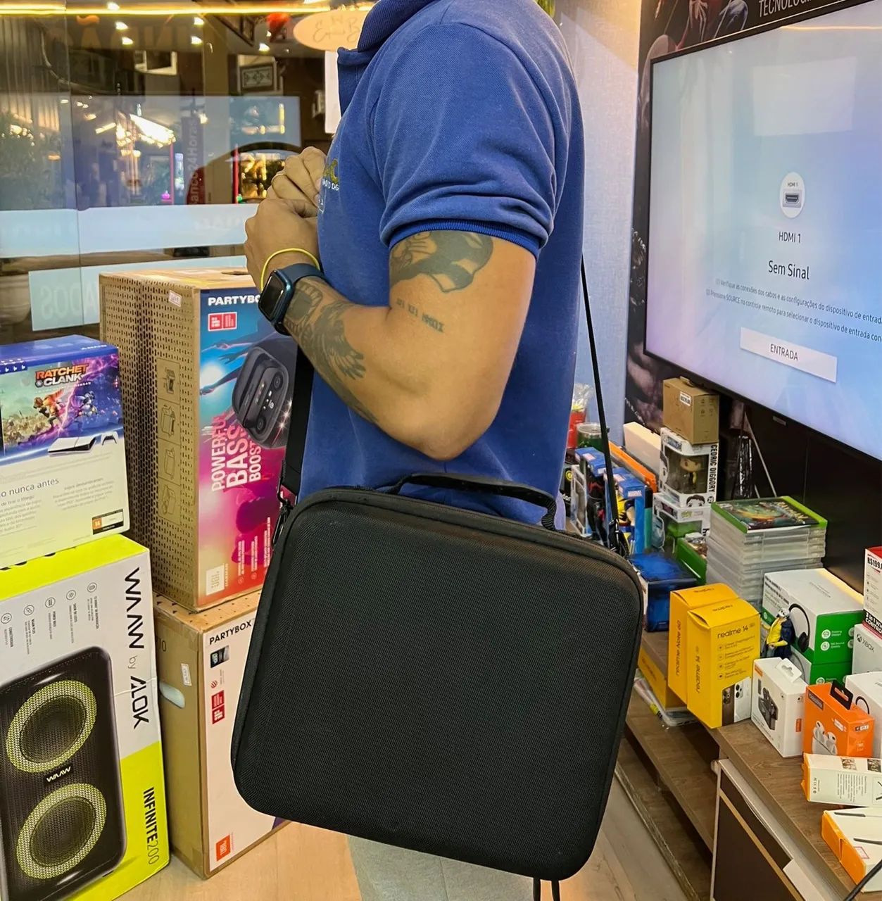Loja física. Nintendo Switch completo ainda na garantia Nintendo do Brasil bag acessórios. - Foto 4