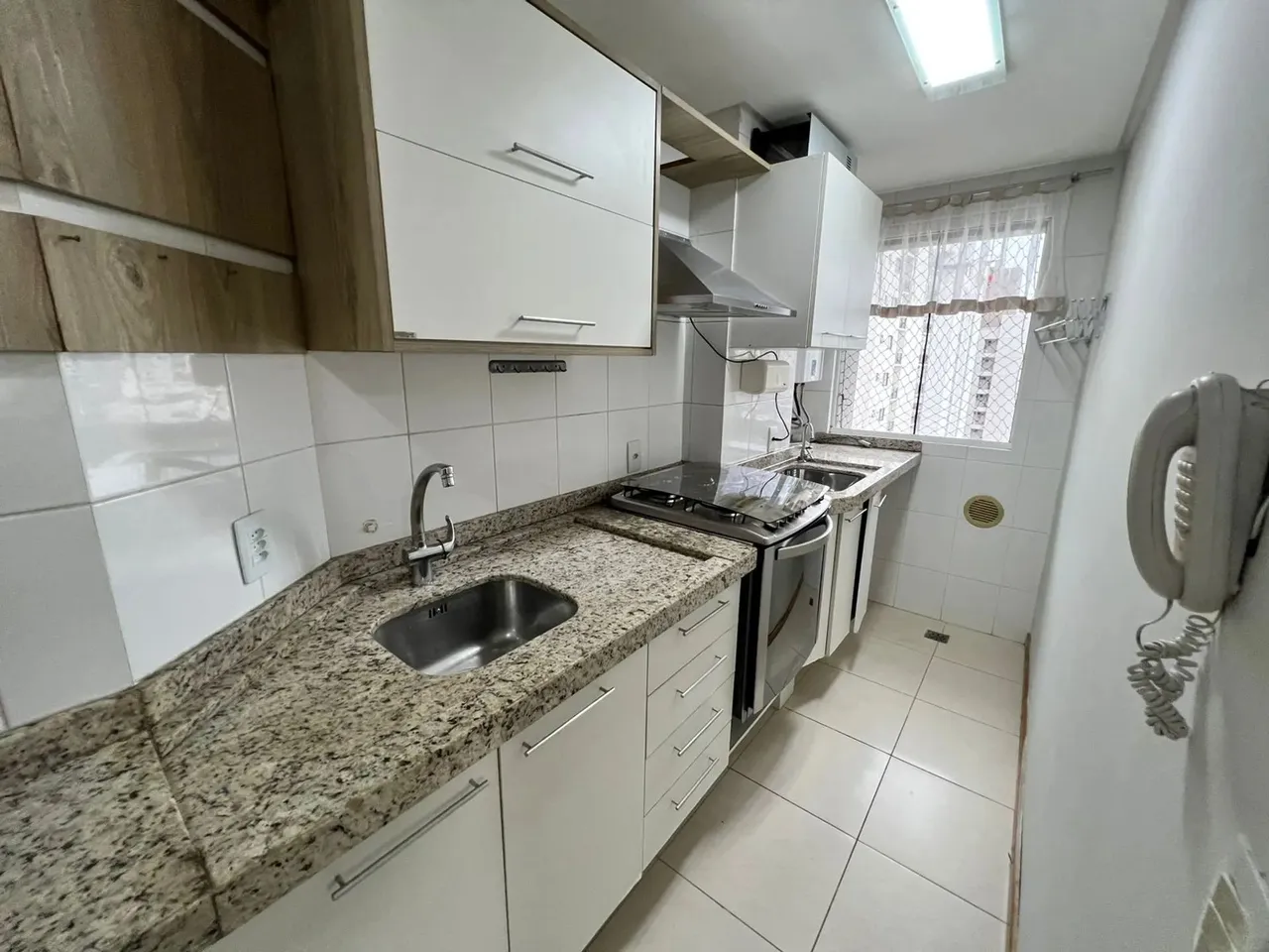 Apartamento para locação no bairro Vila Operária