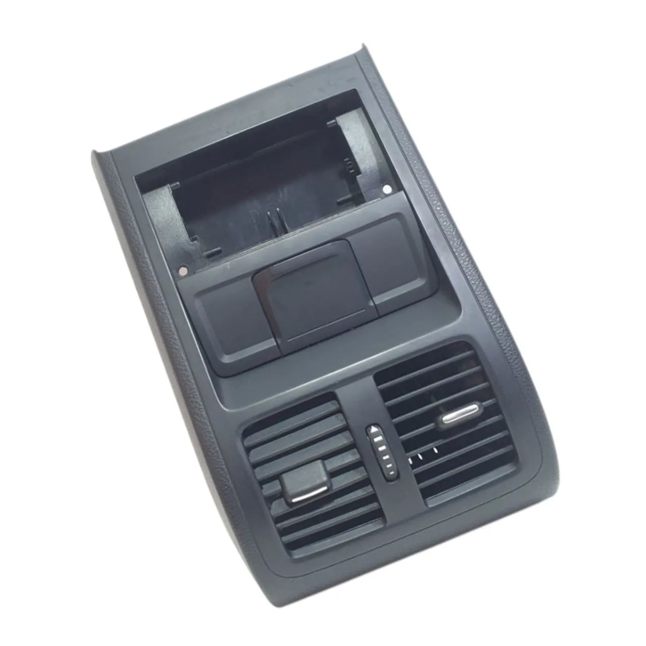 Difusor Traseiro Volkswagen Passat B7 2011 A 2015 Detalhe