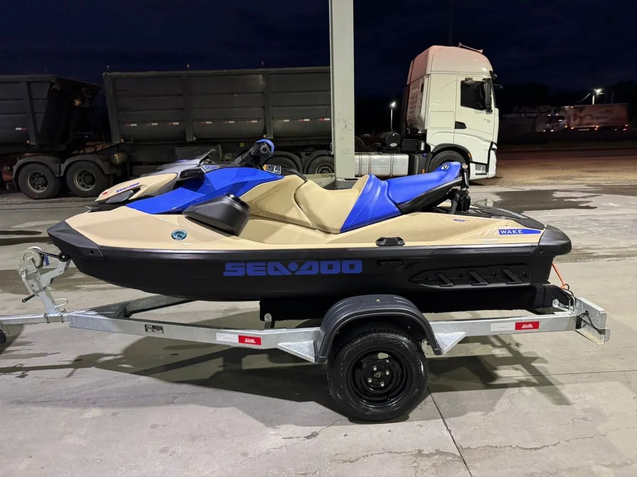 Jet Ski Sea-Doo Wake 170 - Foto 4