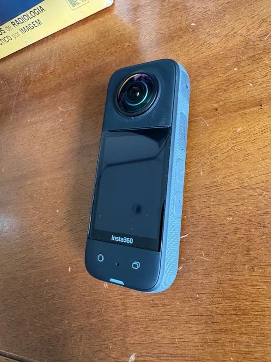 Câmera Insta360 X3 - Câmera de Ação 360° - Foto 3