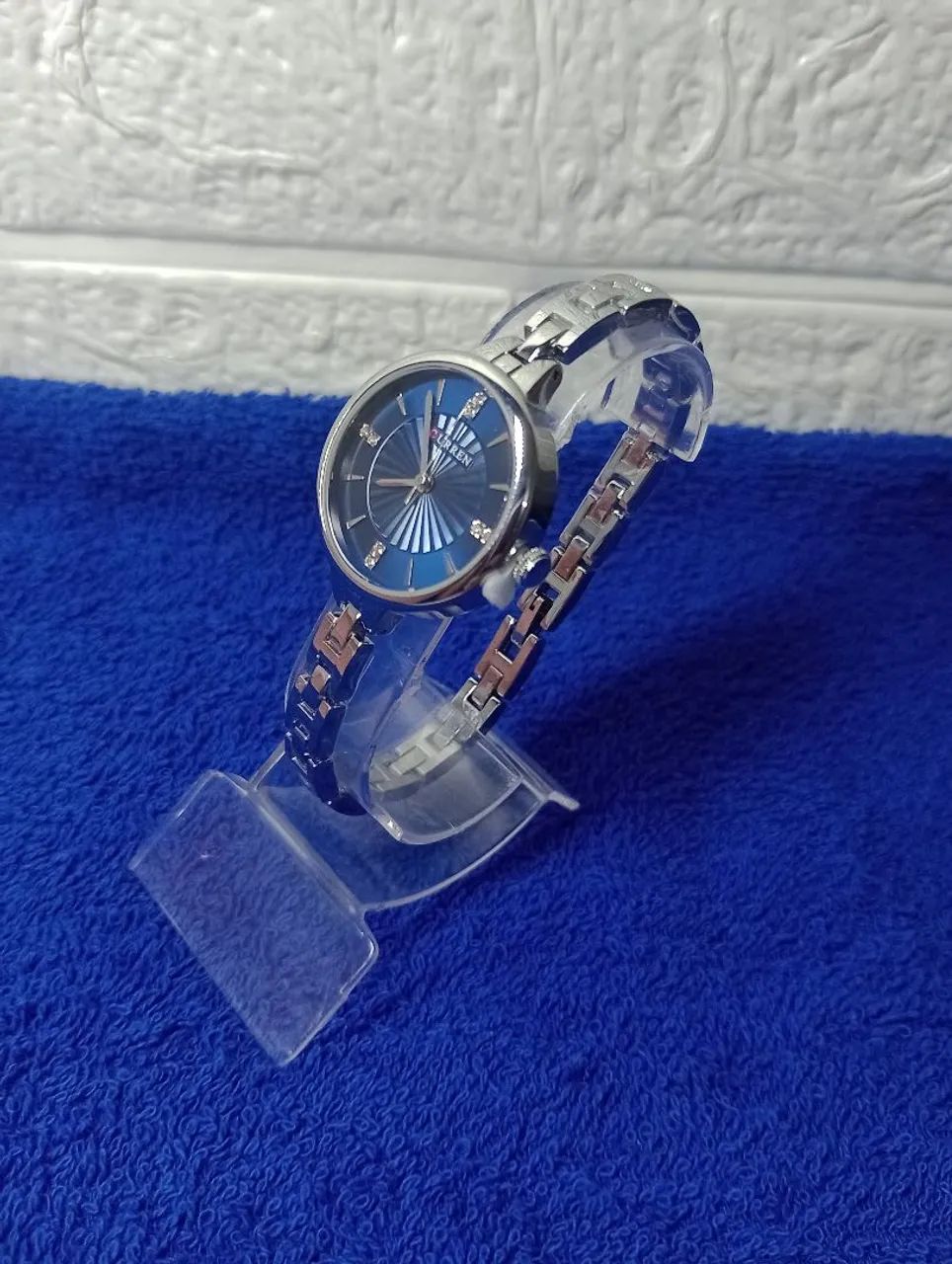 Relógio Curren Feminino - Elegância e Estilo! - Foto 2