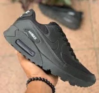  Tênis Nike AirMax 90 Preto