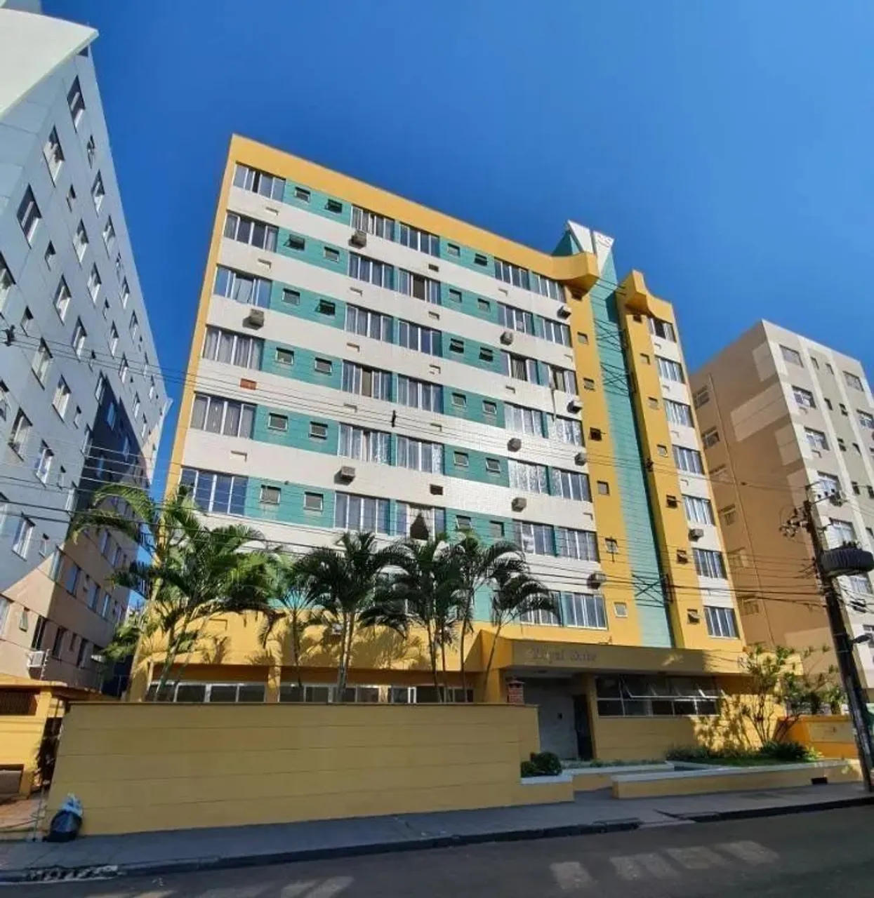 Apartamento para alugar em Maringá, Zona 07, com 1 quarto, com 18.4 m², Royal Suite