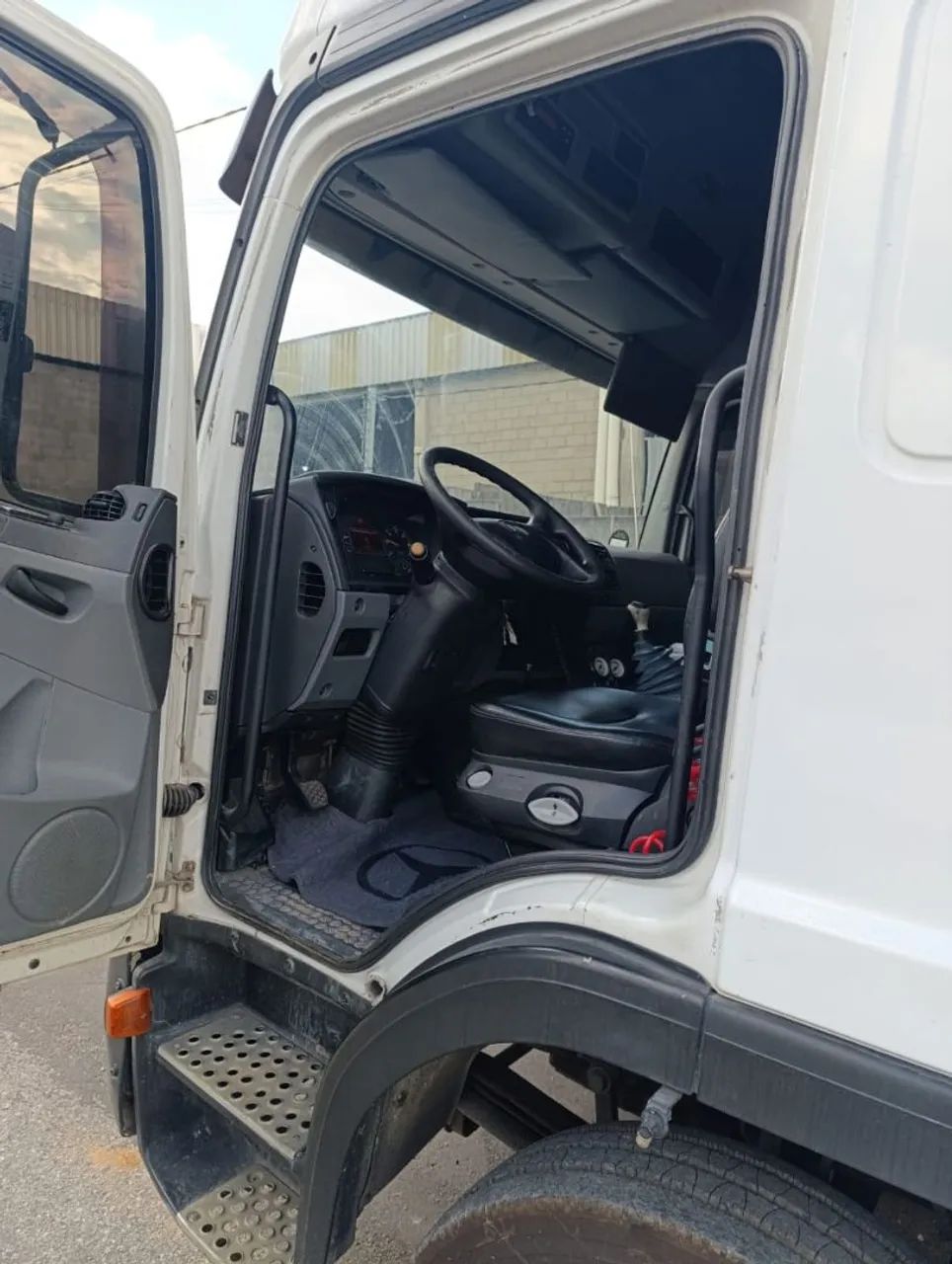 Atego Teto Alto, cabine leito - Foto 5