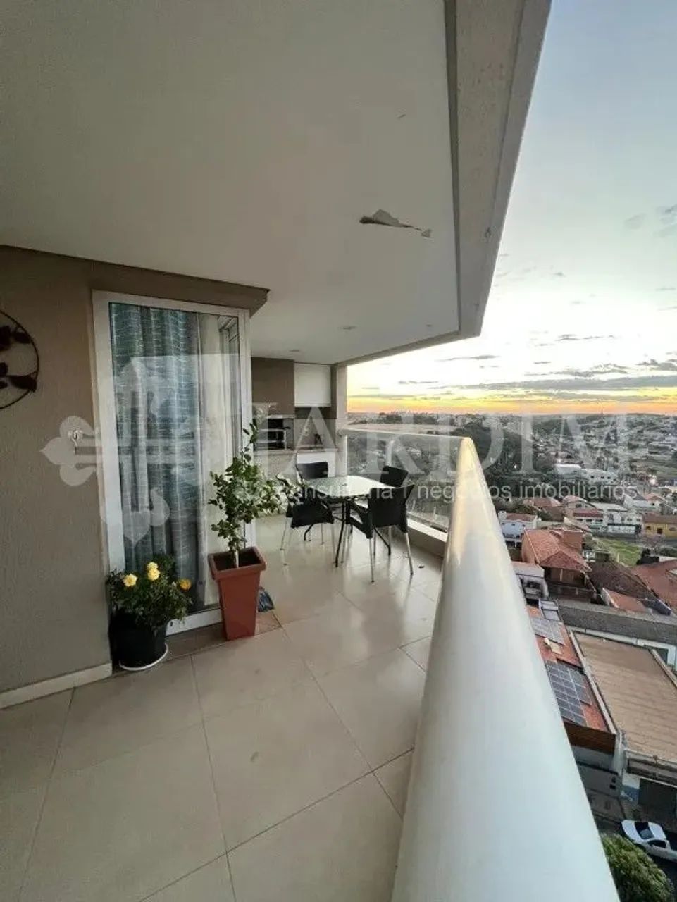 APARTAMENTO | RIO DAS PEDRAS