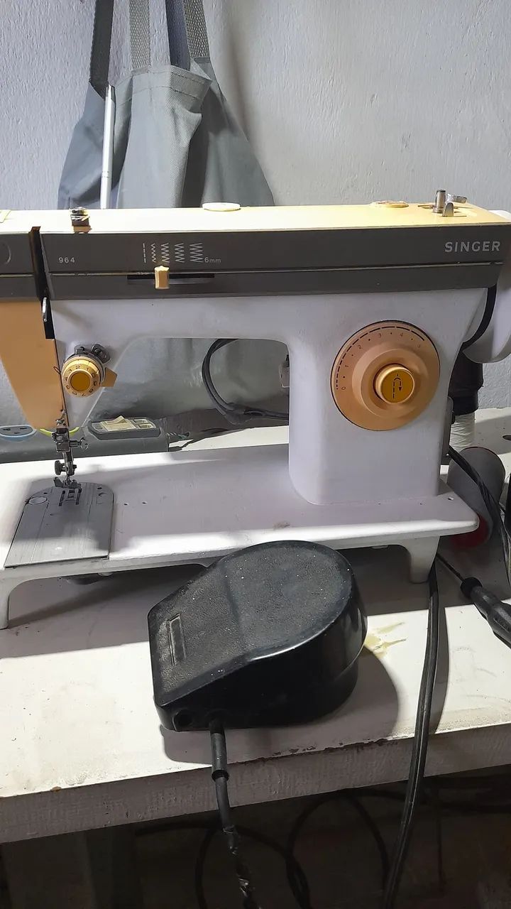 Domestic Sewing Machine