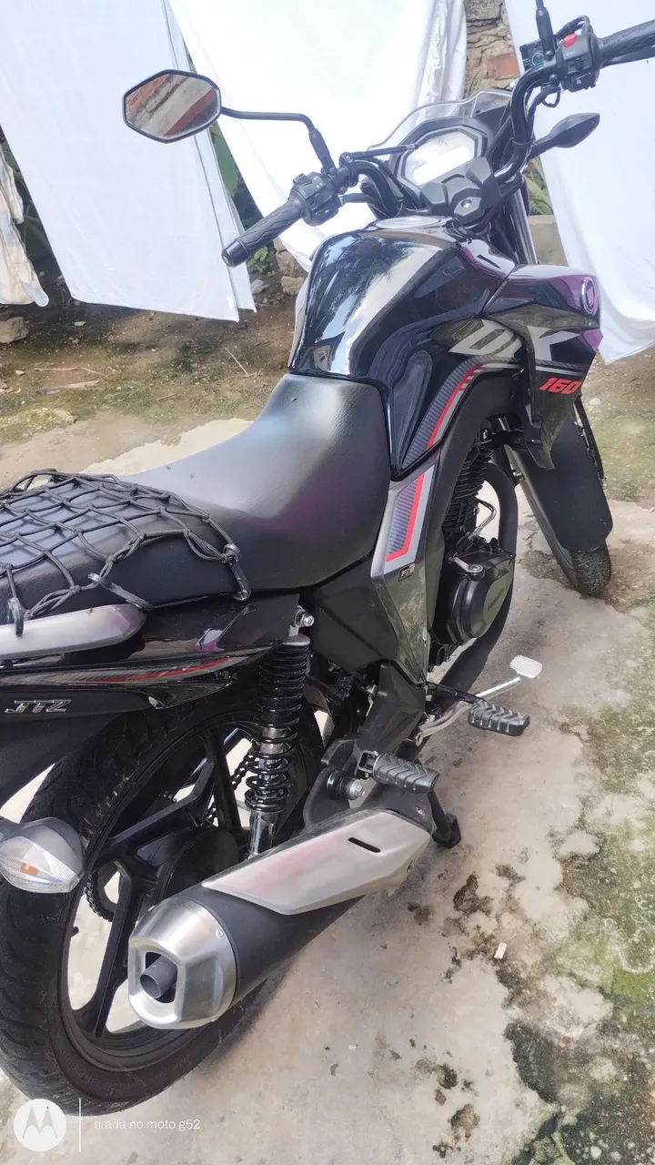 Moto semi nova