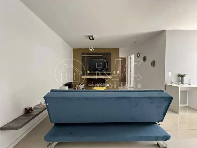 Imóvel para venda possui 80 metros quadrados com 2 quartos em Tijuca - Teresópolis - RJ