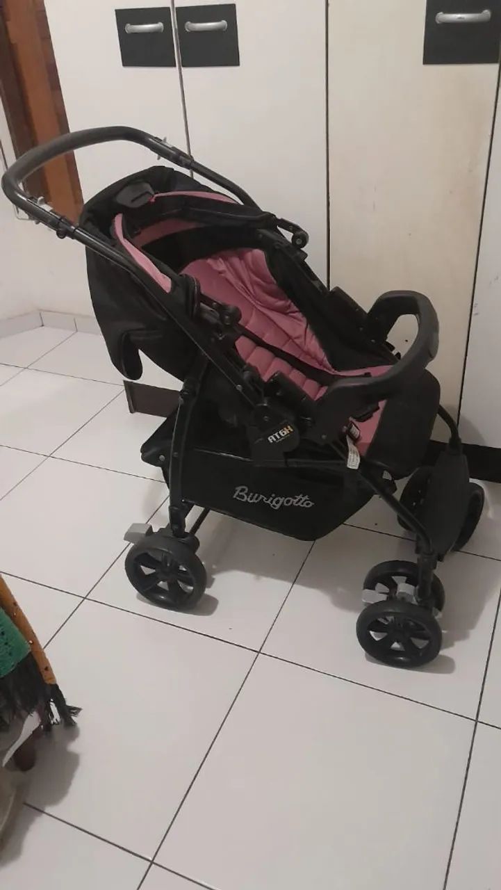 Carrinho de bb menina 