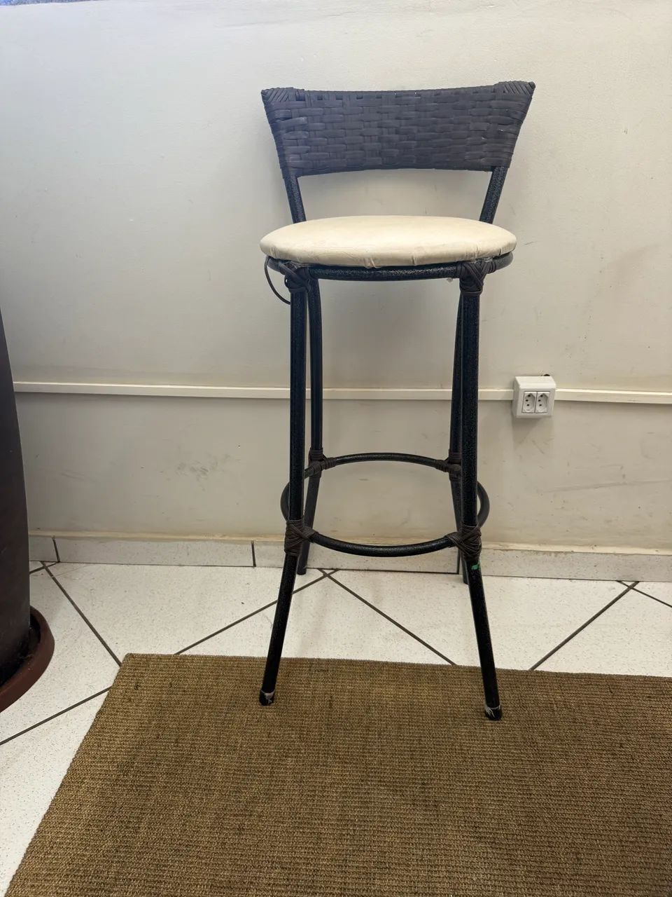 BANQUETA ALTA COM APOIO  - Foto 2
