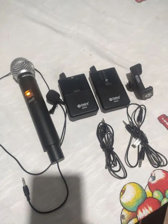 Kit de Microfone Sem Fio Debra - Ideal para Palestras e Eventos - Foto 2