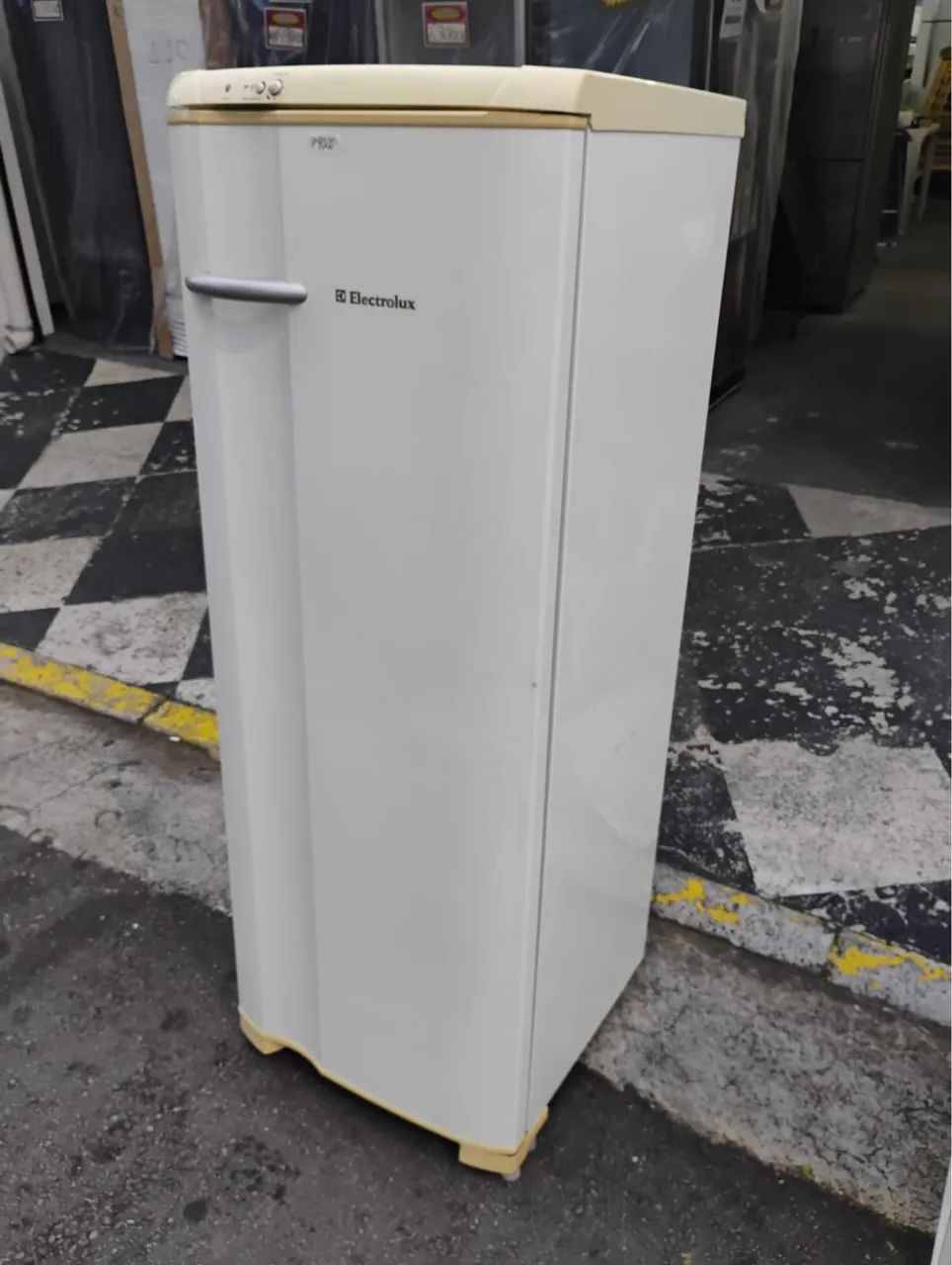 Geladeira Eletrolux 110v - Foto 4