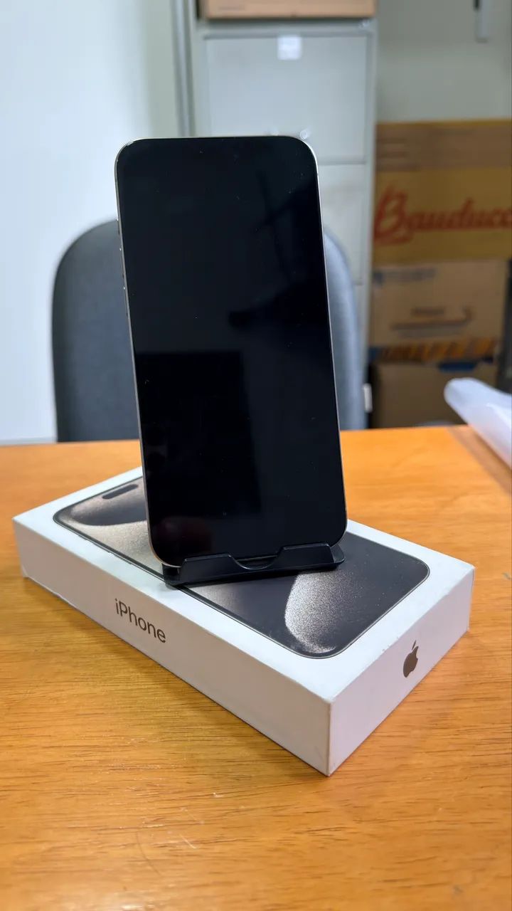 Apple IPhone PRO MAX 15 - 256 GB - Foto 4