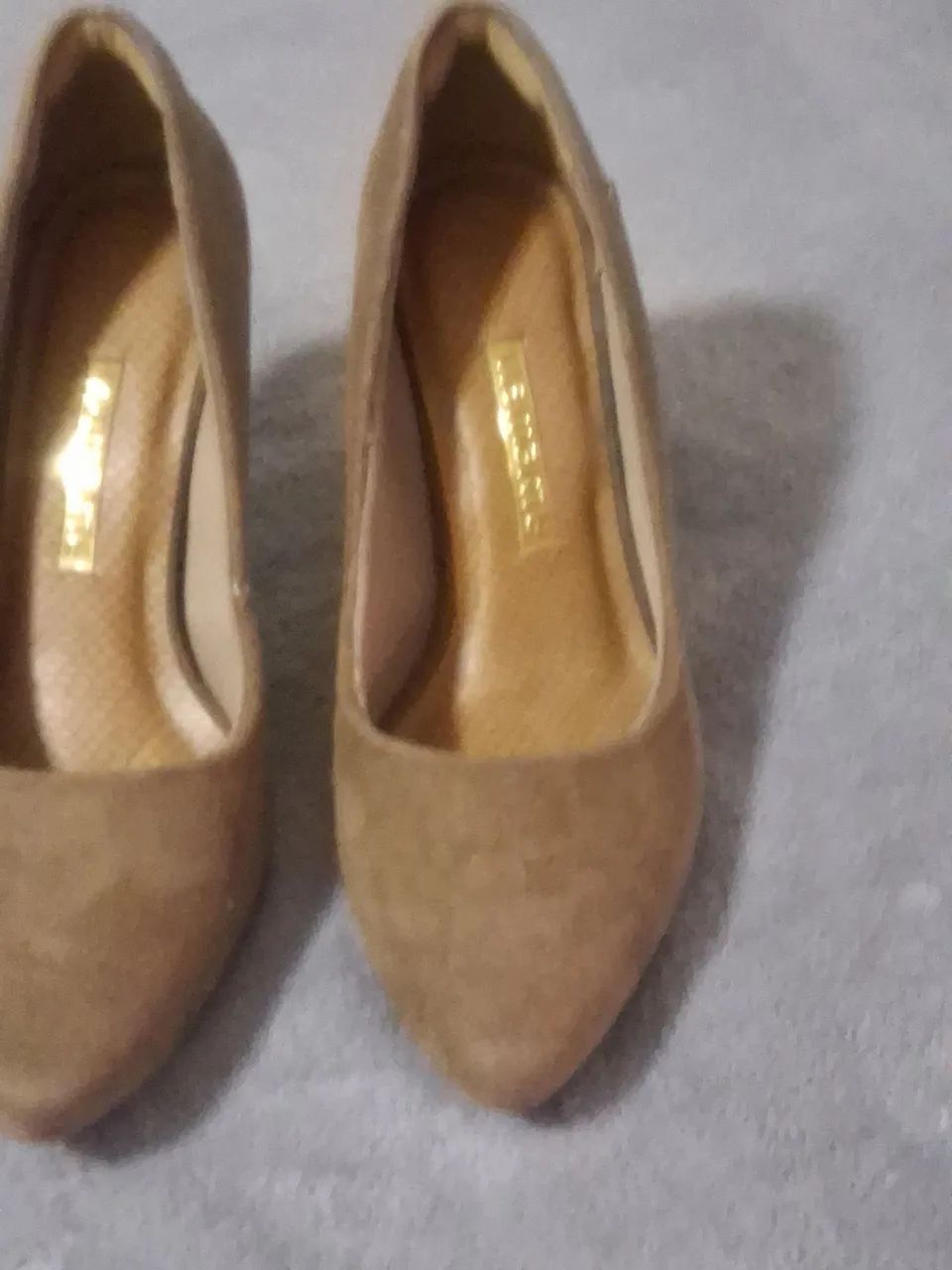 Sapatos scarpin bege - Foto 5
