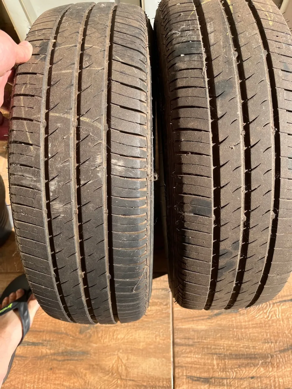 Pneus185 65 r15 bridgestone- Estado de novo