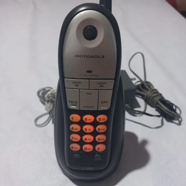 Telefone Sem Fio Motorola Preto/Prata Modelo M6210 no Estado
