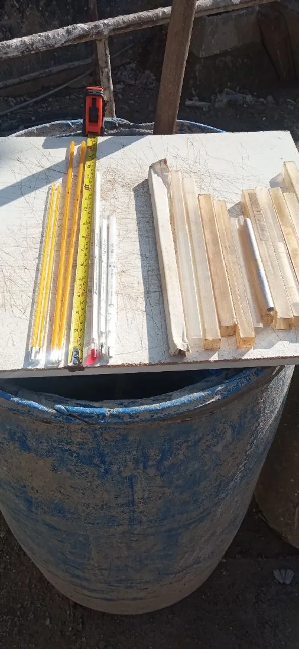 Instrumentos de Medição e Materiais Diversos