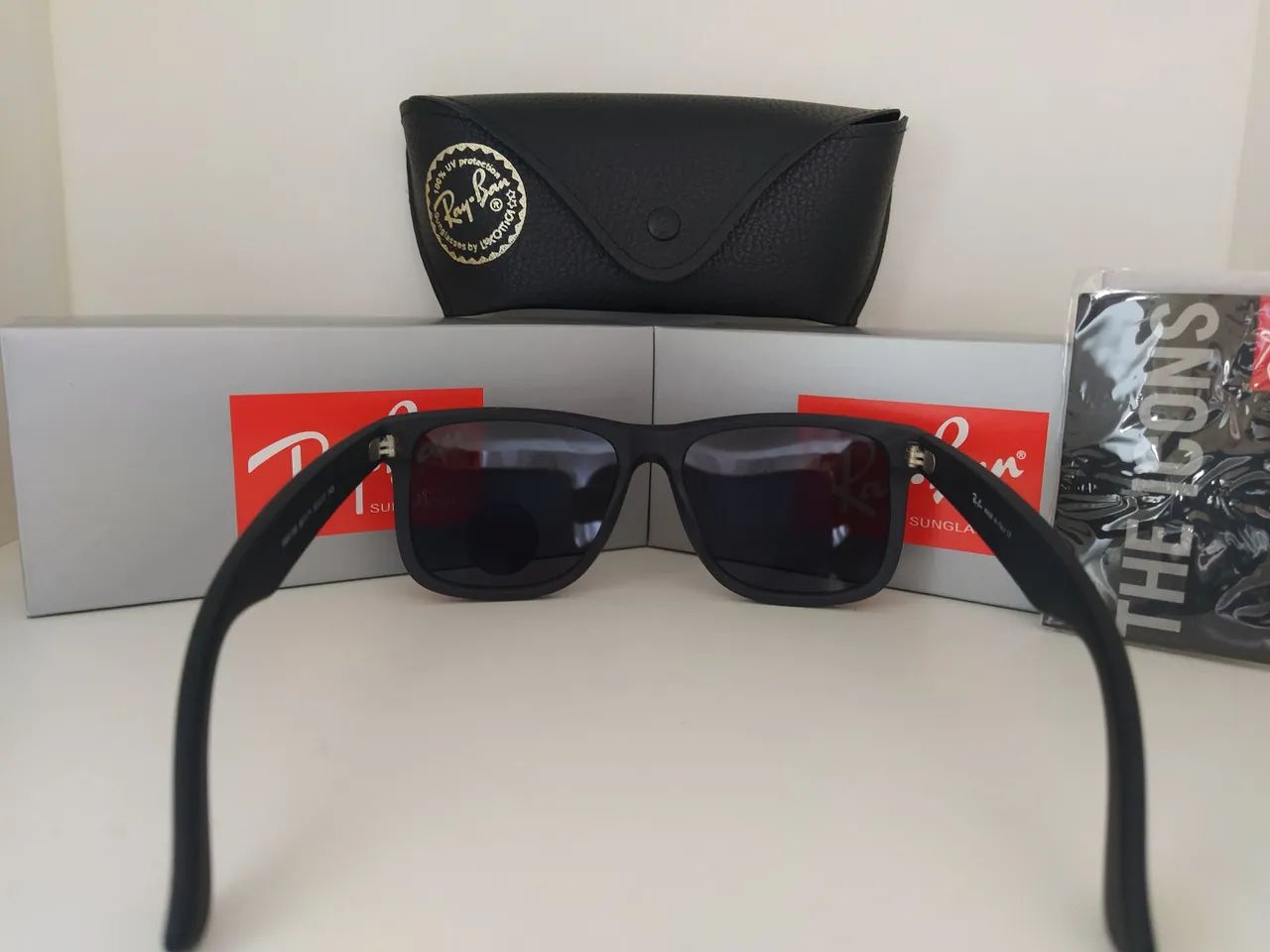 ÓCULOS DE SOL RAYBAN JUSTIN RB4165 PRETO  - Foto 2