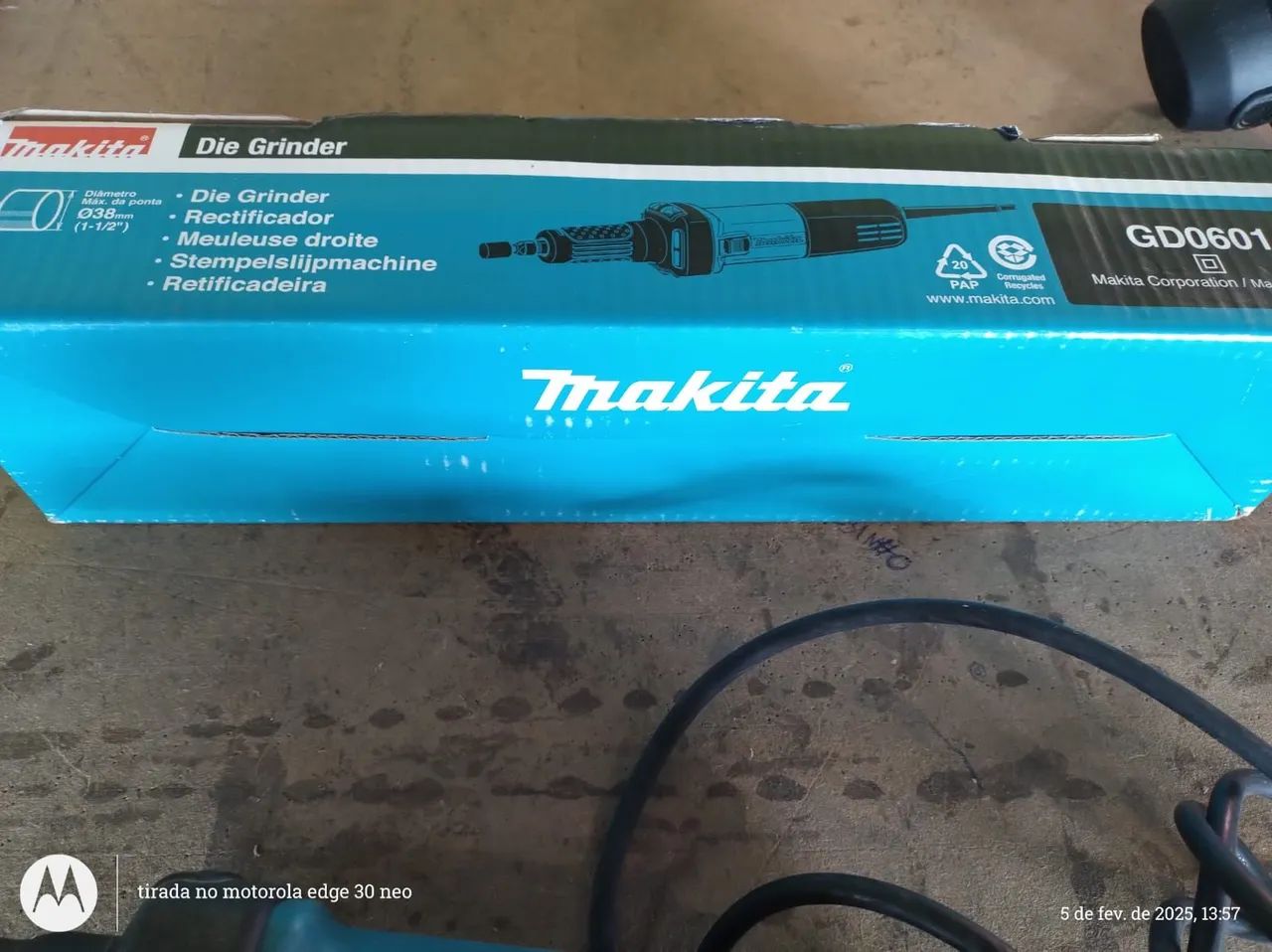 Retificadora GD 601 Makita 