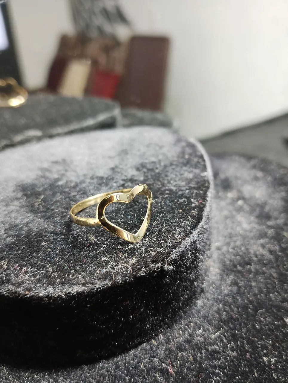 Anel de coração dourado - Foto 2