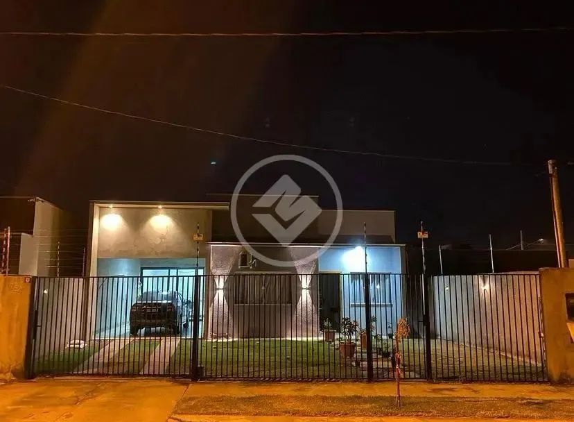 CASA COM 2 QUARTOS 2 BANHEIROS SOCIAIS NO JARDIM BURITIS SINOP-MT R$500.000,00 codigo: 995