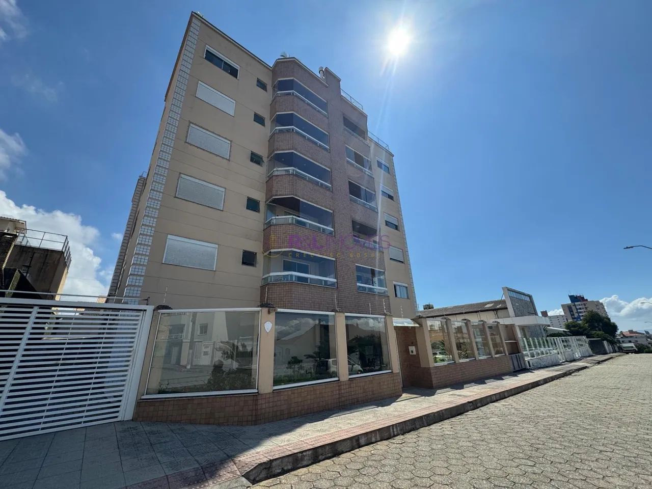 Apartamento no Bairro Ipiranga em São José