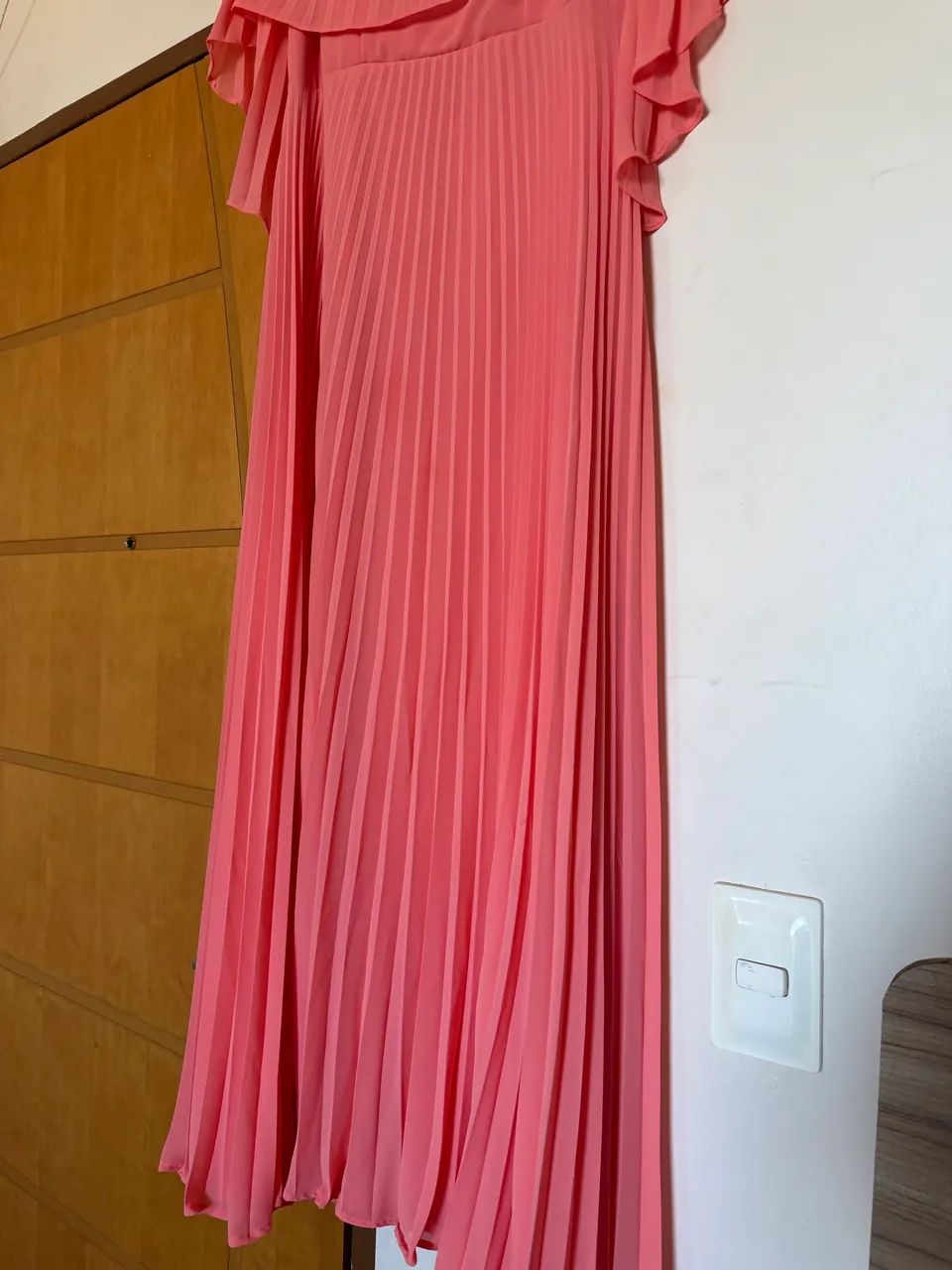 Vestido em seda plissada salmão - Foto 5