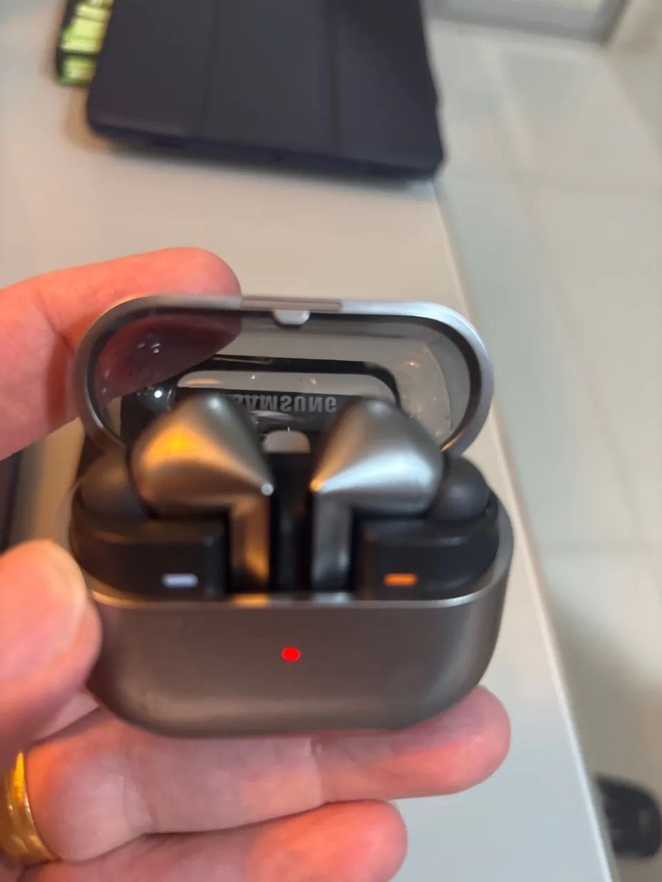 Samsung Galaxy Buds3 Pro Prata com Caixa - Foto 3