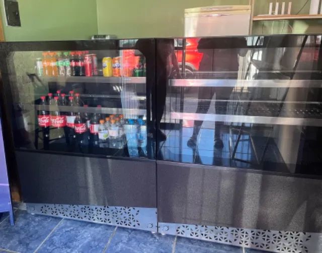 Expositor/Vitrine quente e resfriada. A quente  R$ 3.000,00, a fria R$5.000,00 - Foto 5