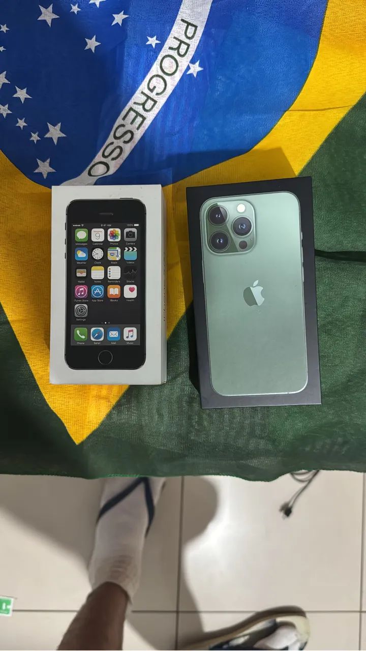 Caixas Originais Apple ? iPhone 5s + iPhone 13