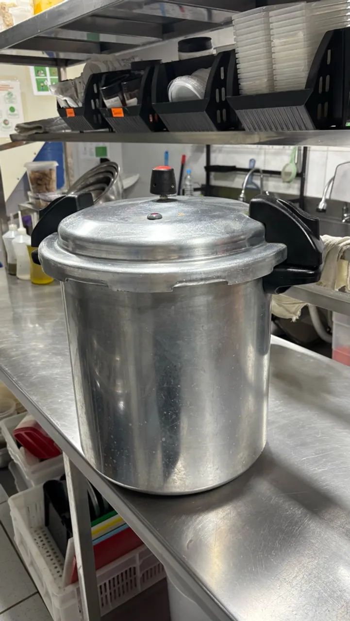 Panela de pressão 24 Litros
