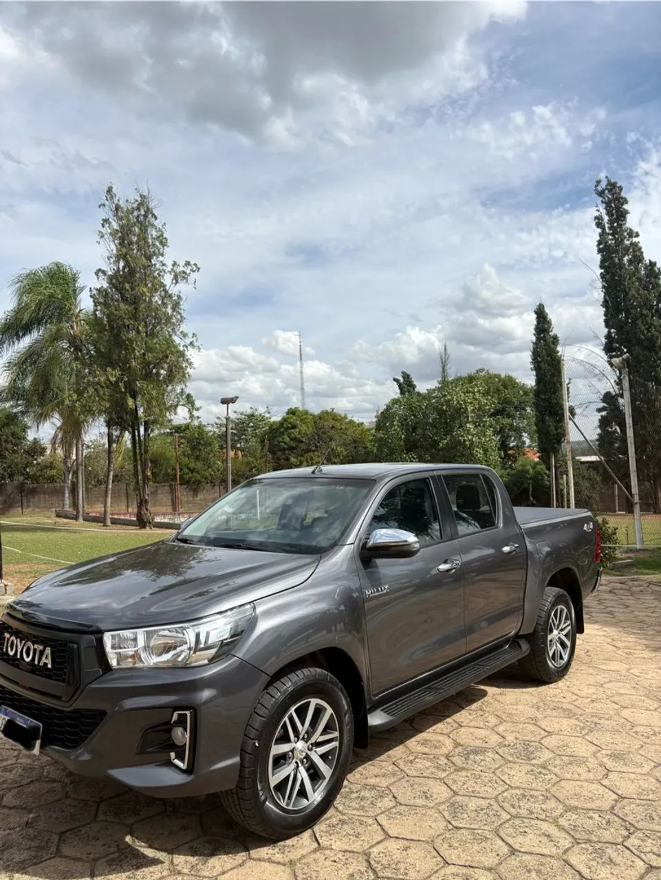 Toyota Hilux CD 4X4 2.8 DIESEL AUT. 2020