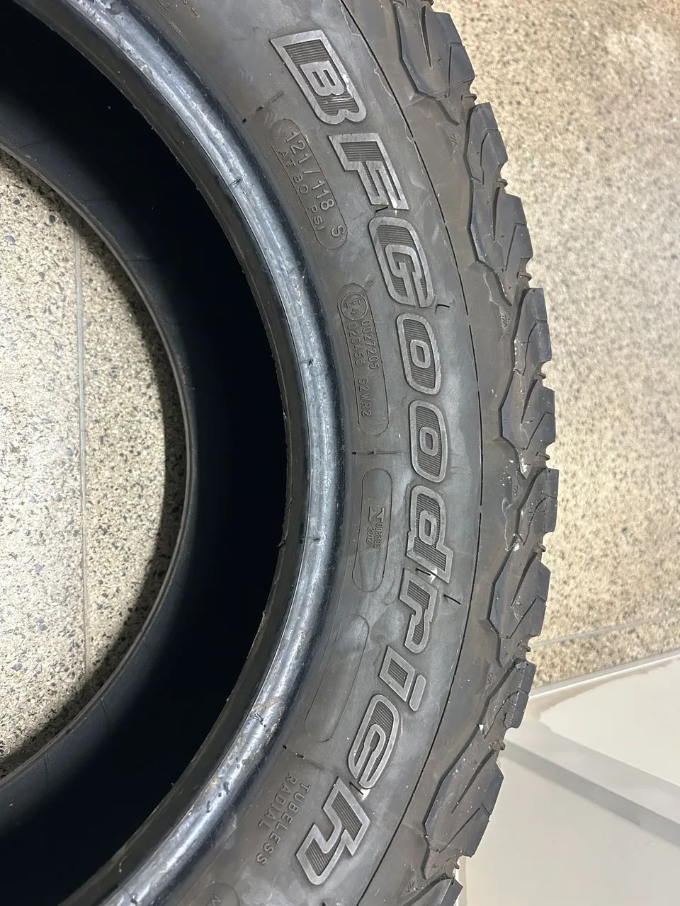 Pneus - Foto 4