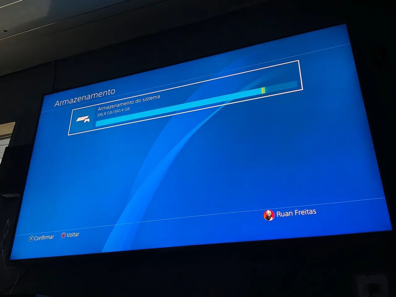Vendo essa Tv LG Magic 65 polegadas junto com um ps4 pro - Foto 4